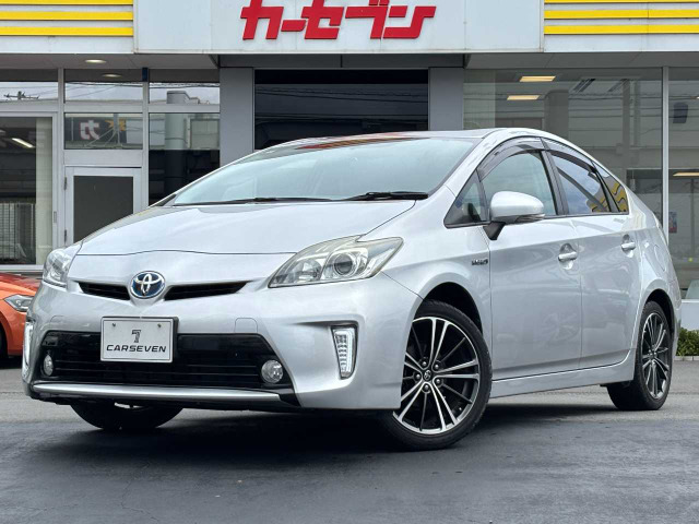 プリウス1.8 S