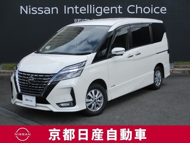 セレナ2.0 ハイウェイスターV 4WD