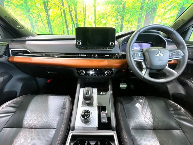 アウトランダーPHEV 2.4 P 4WD