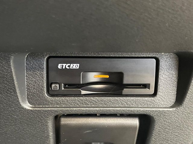 【ETC】高速道路の料金所をストレスなく通過!話題のスポットやサービスエリアに多い「スマートIC」利用時は必須のアイテムです。当店でセットアップを実施、ご納車当日からすぐにご利用いただけます!