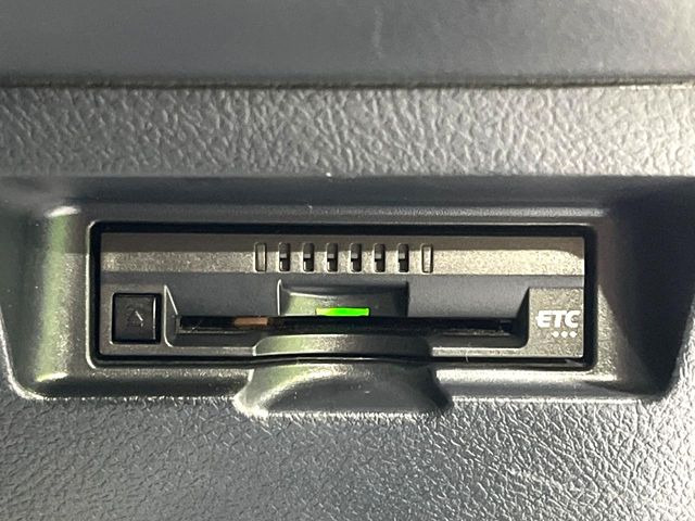 【ETC】高速道路の料金所をストレスなく通過!話題のスポットやサービスエリアに多い「スマートIC」利用時は必須のアイテムです。当店でセットアップを実施、ご納車当日からすぐにご利用いただけます!