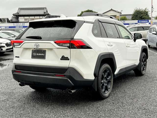 RAV42.0 アドベンチャー オフロードパッケージ 4WD