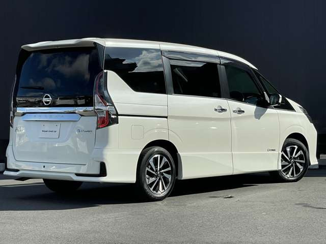 セレナ1.2 e-POWER ハイウェイスターV