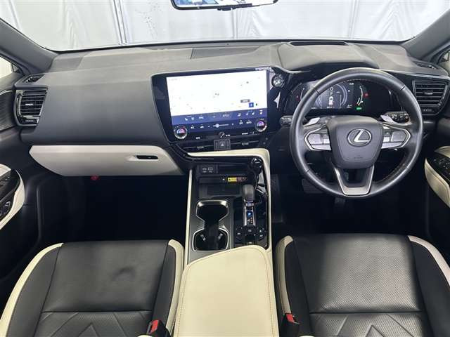 NX350h バージョンL 4WD