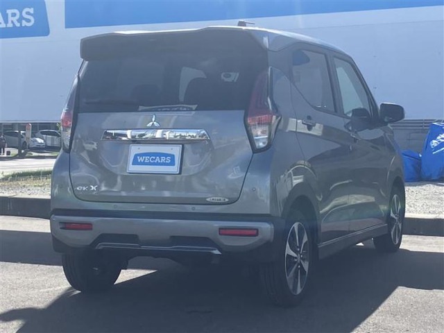 eKクロスT プレミアム 4WD