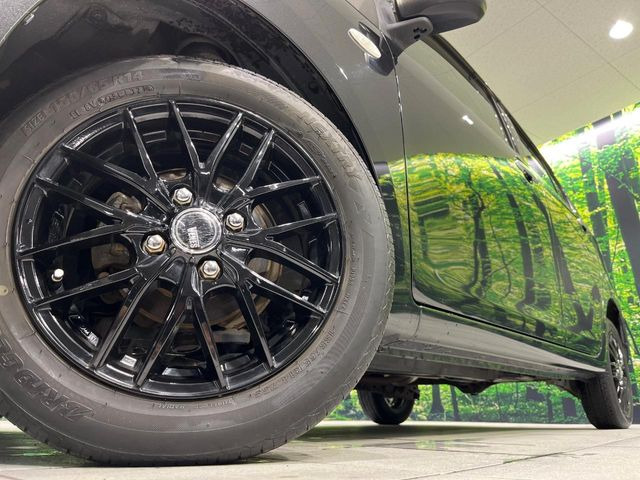 �y14�C���`�A���~�z�C�[���z�O�ςɃ}�b�`�����A���~�z�C�[���𑕒����Ă���܂��B�e��A���~�z�C�[����A�X�^�b�h���X�^�C�����戵�����Ă���܂��B���񂲑��k����������