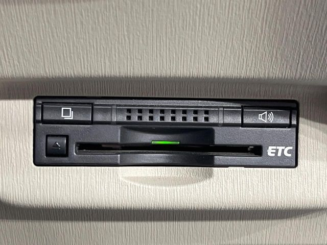 【ETC】高速道路の料金所をストレスなく通過!話題のスポットやサービスエリアに多い「スマートIC」利用時は必須のアイテムです。当店でセットアップを実施、ご納車当日からすぐにご利用いただけます!