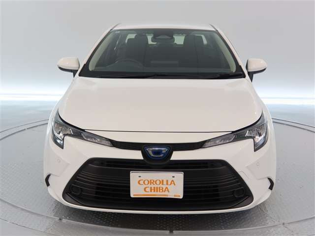 カローラ1.8 ハイブリッド X E-Four 4WD