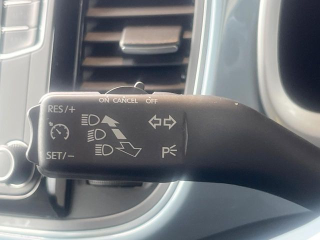 ●オートクルーズコントロール:高速道路や自動車専用道路等にて、定速巡航が可能となる便利な機能です。長距離移動の際でも疲れにくく便利にお使いいただけます♪
