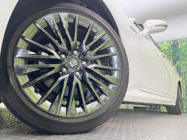 �y�����A���~�z�C�[���z�O�ςɃ}�b�`���������A���~�z�C�[���𑕒����Ă���܂��B�e��ЊO�A���~�z�C�[����A�X�^�b�h���X�^�C�����戵�����Ă���܂��B���񂲑��k����������