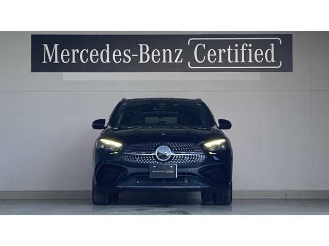 GLAクラスGLA200d 4マチック AMGラインパッケージ 4WD