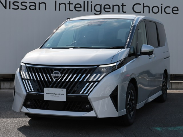 セレナ1.4 e-POWER ルキシオン
