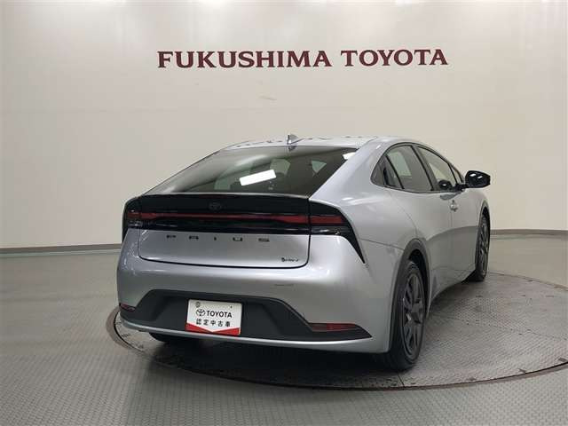 プリウス1.8 X