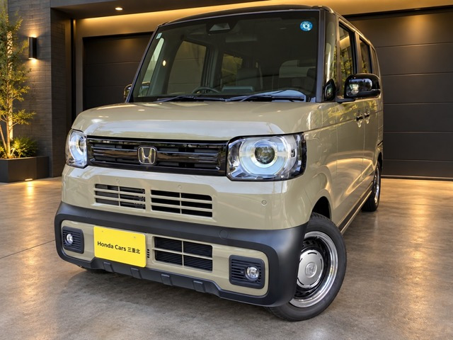 N-BOXジョイ 2トーン