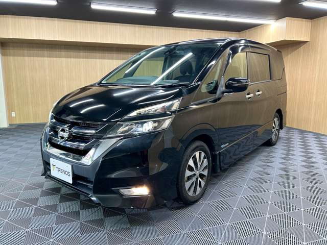 TRENOSには多数、車種様々な在庫がございます。きっとお気に入りの一台に出会えるはずです♪