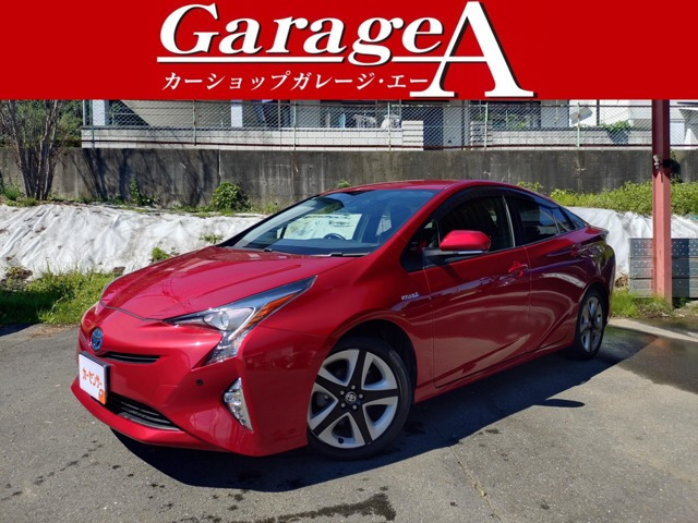 プリウス1.8 S ツーリングセレクション E-Four 4WD
