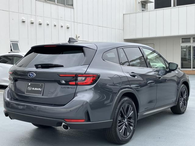 レヴォーグレイバック1.8 ブラック セレクション 4WD