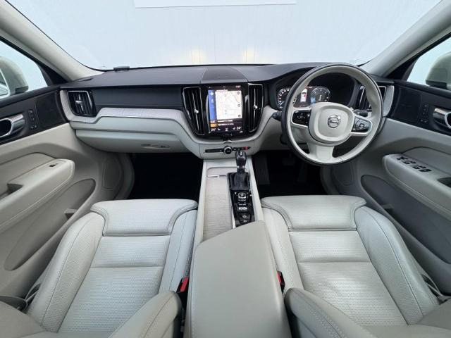 XC60D4 AWD インスクリプション ディーゼル 4WD