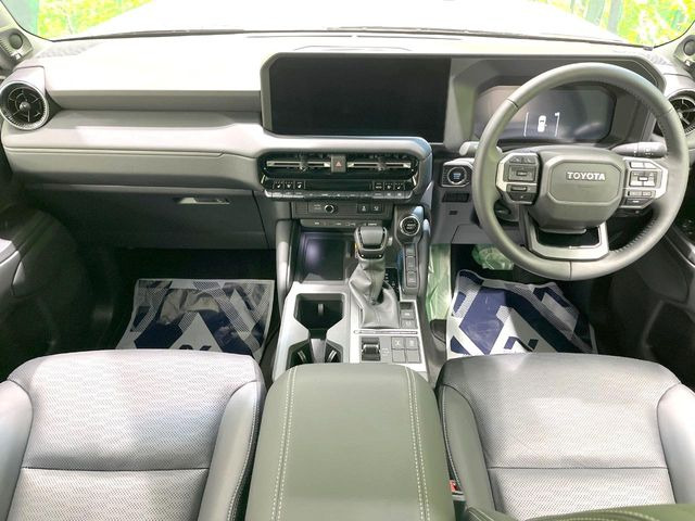 ランドクルーザー2502.8 VX ディーゼル 4WD