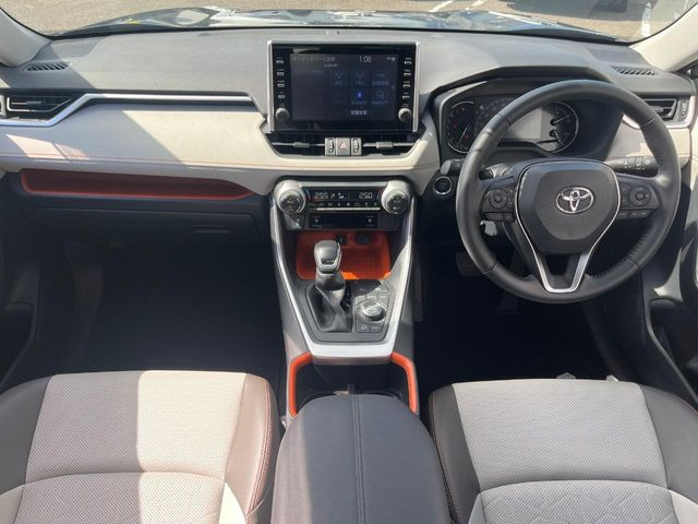 RAV4