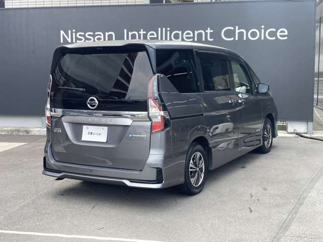 セレナ1.2 e-POWER ハイウェイスターV