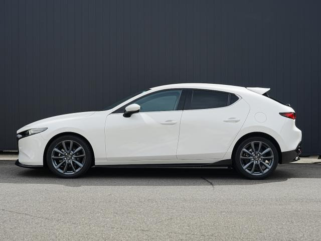 MAZDA3ファストバック2.0 20S バーガンディ セレクション