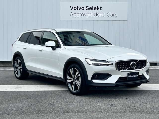 V60クロスカントリーウルトラ B5 AWD 4WD
