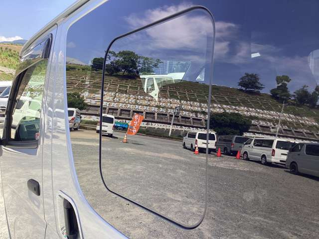 リアスライドガラス小窓!