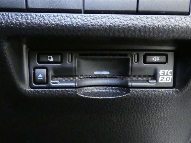 RAV42.5 ハイブリッド G E-Four 4WD