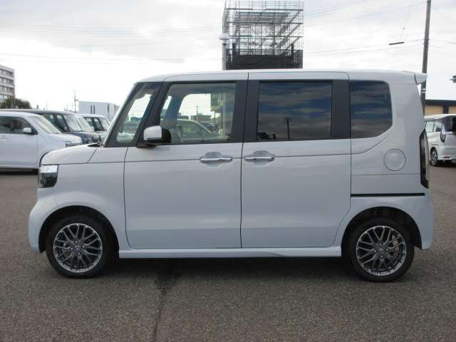 N-BOXカスタムターボ 4WD