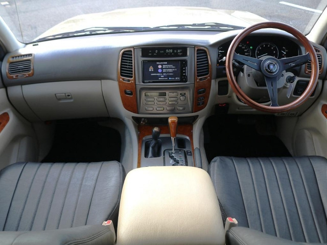 ランドクルーザー1004.7 VXリミテッド 4WD
