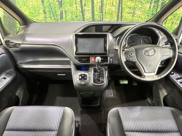 ヴォクシー2.0 ZS 煌