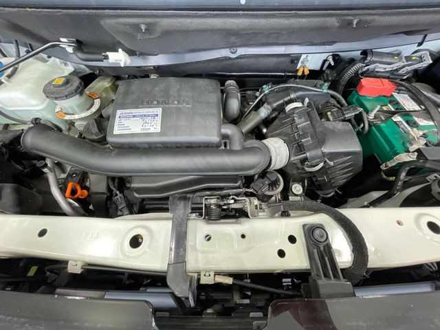 親切・丁寧な専門メカニックスタッフが応対!・車検・点検整備・事故等の修理などアフターサービスも安心。お車のカスタマイズもネクステージのサービススタッフまでご相談ください!