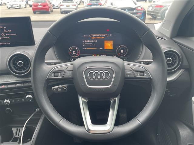 Q2TFSI ブラック スタイル プラス
