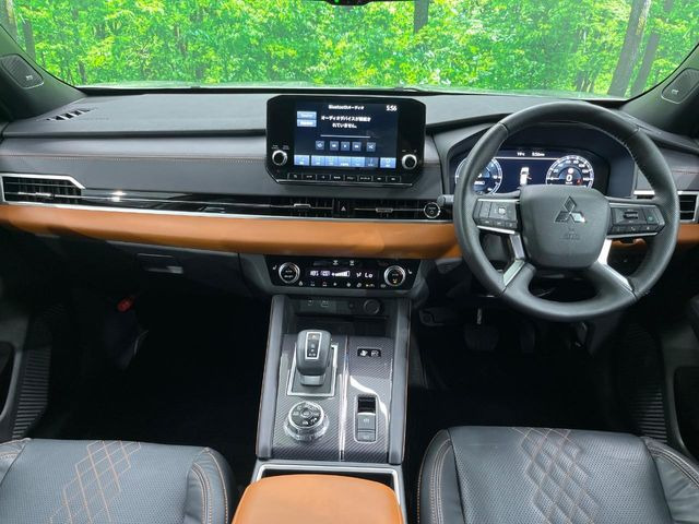 アウトランダーPHEV 2.4 P 4WD