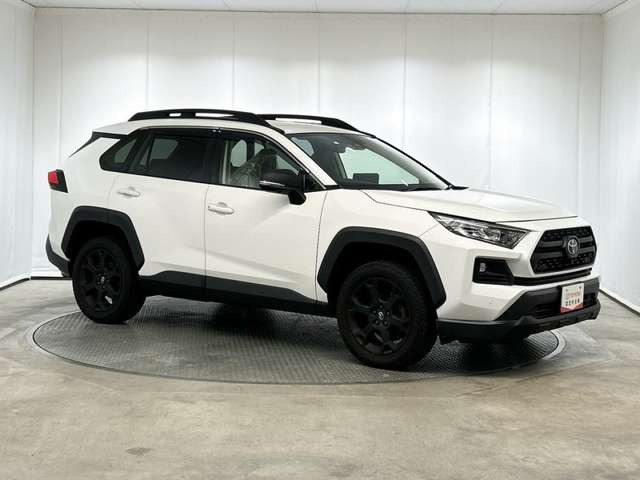 RAV42.0 アドベンチャー オフロードパッケージ II 4WD