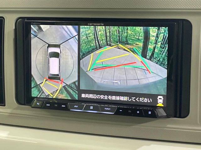 �y�p�m���}���j�^�[�z��p�̃J�����ɂ��A�ォ�猩���낵���悤�Ȏ��_��360�x�N���}�̎��͂��m�F���邱�Ƃ��ł��܂������p�������m�F���₷���A�����ꏊ�ł̐؂�Ԃ��⒓�Ԃ��X���[�Y�ɍs���܂��B