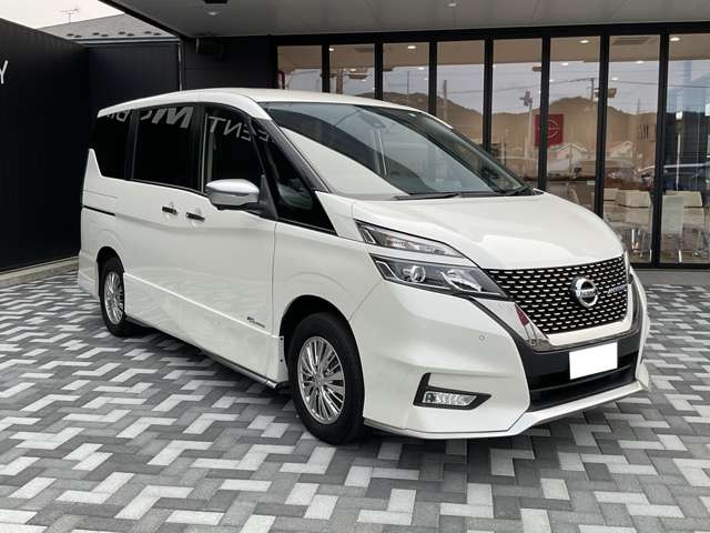 セレナ2.0 AUTECH セーフティパッケージ 4WD