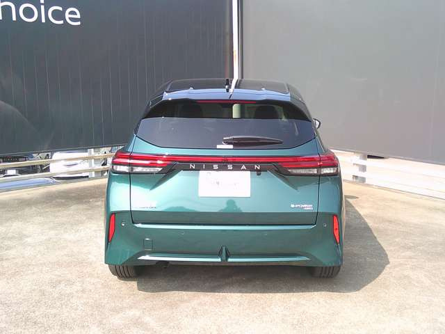 ノートオーラ1.2 G FOUR 4WD