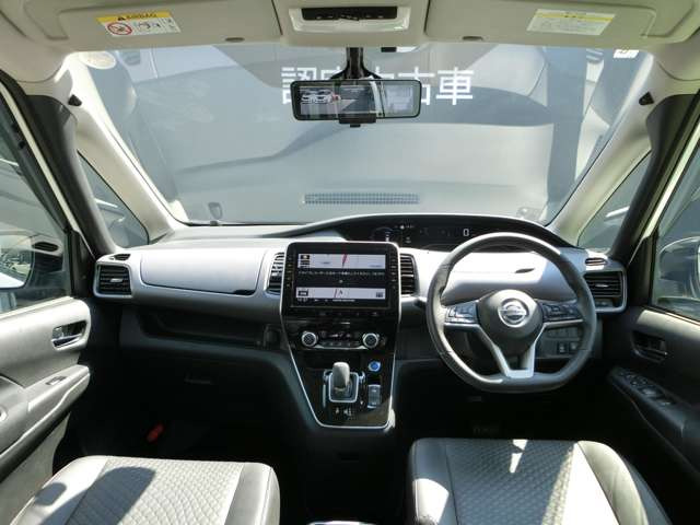 セレナ1.2 e-POWER ハイウェイスターV