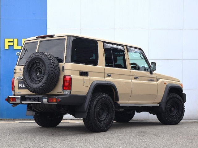 ランドクルーザー704.0 4WD