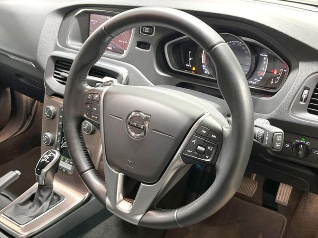 ���n���h�����̃X�������Ȃ��A���ꂢ�ȏ�Ԃ��ێ����Ă���܂��B�e�X�C�b�`���̓�����m�F�ς݂ł��B