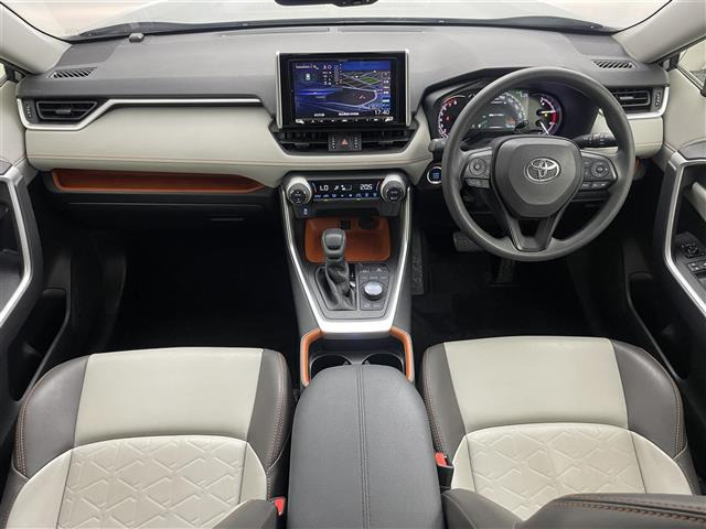 RAV42.0 アドベンチャー 4WD