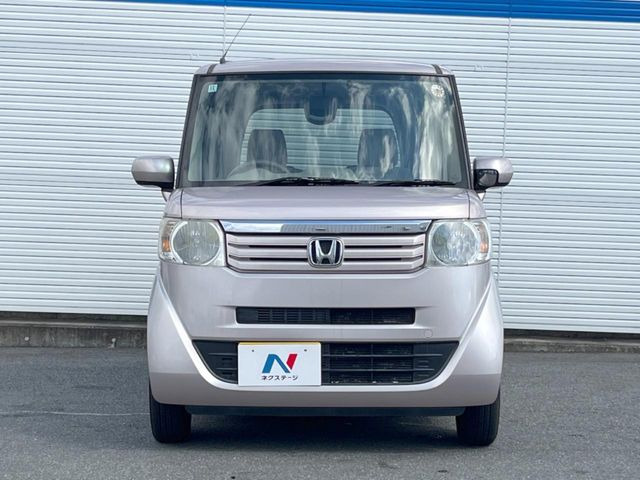 弊社では、全車『修復歴なし』のお車のみ取り扱っております。専任バイヤーによる厳選した仕入れの後、入庫後の車両チェックを行い、ネクステージが認定した高品質な中古車をご提供しております。