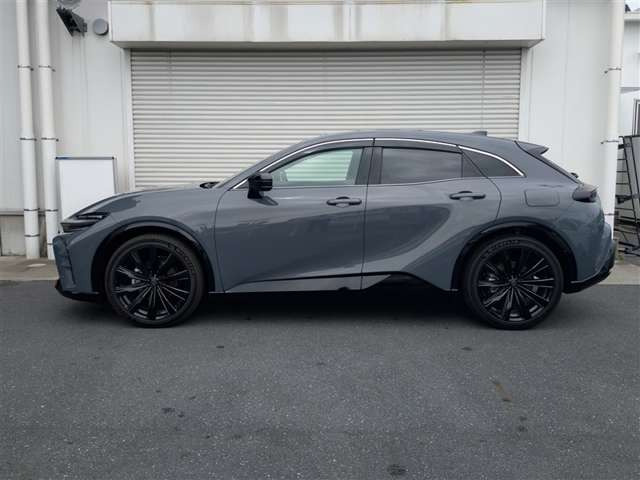クラウンスポーツ2.5 Z E-Four 4WD