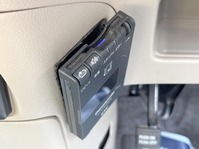 【ETC】高速道路の料金所をストレスなく通過!話題のスポットやサービスエリアに多い「スマートIC」利用時は必須のアイテムです。当店でセットアップを実施、ご納車当日からすぐにご利用いただけます!