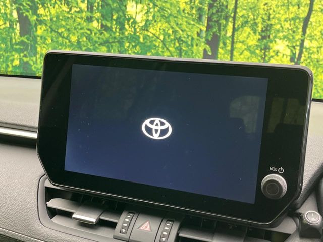 【10.5インチナビ】高級感とインパクトのある大画面ナビを装備。各種オーディオ操作はもちろん、スマホ連携もできる利便性の高いナビです♪