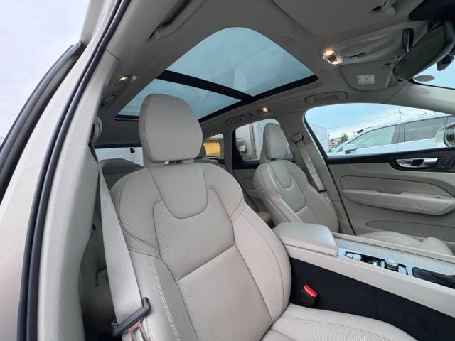XC60D4 AWD インスクリプション ディーゼル 4WD