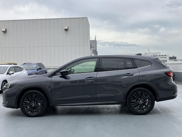 レヴォーグレイバック1.8 ブラック セレクション 4WD