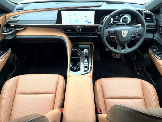 クラウンスポーツ2.5 Z E-Four 4WD